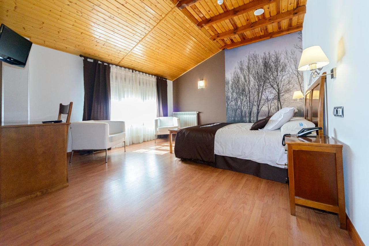 Hotel La Barrosa Abejar Exteriér fotografie